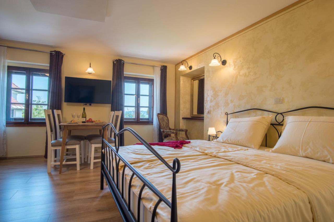 Vila Radolca Apartments & Rooms Radovljica Extérieur photo