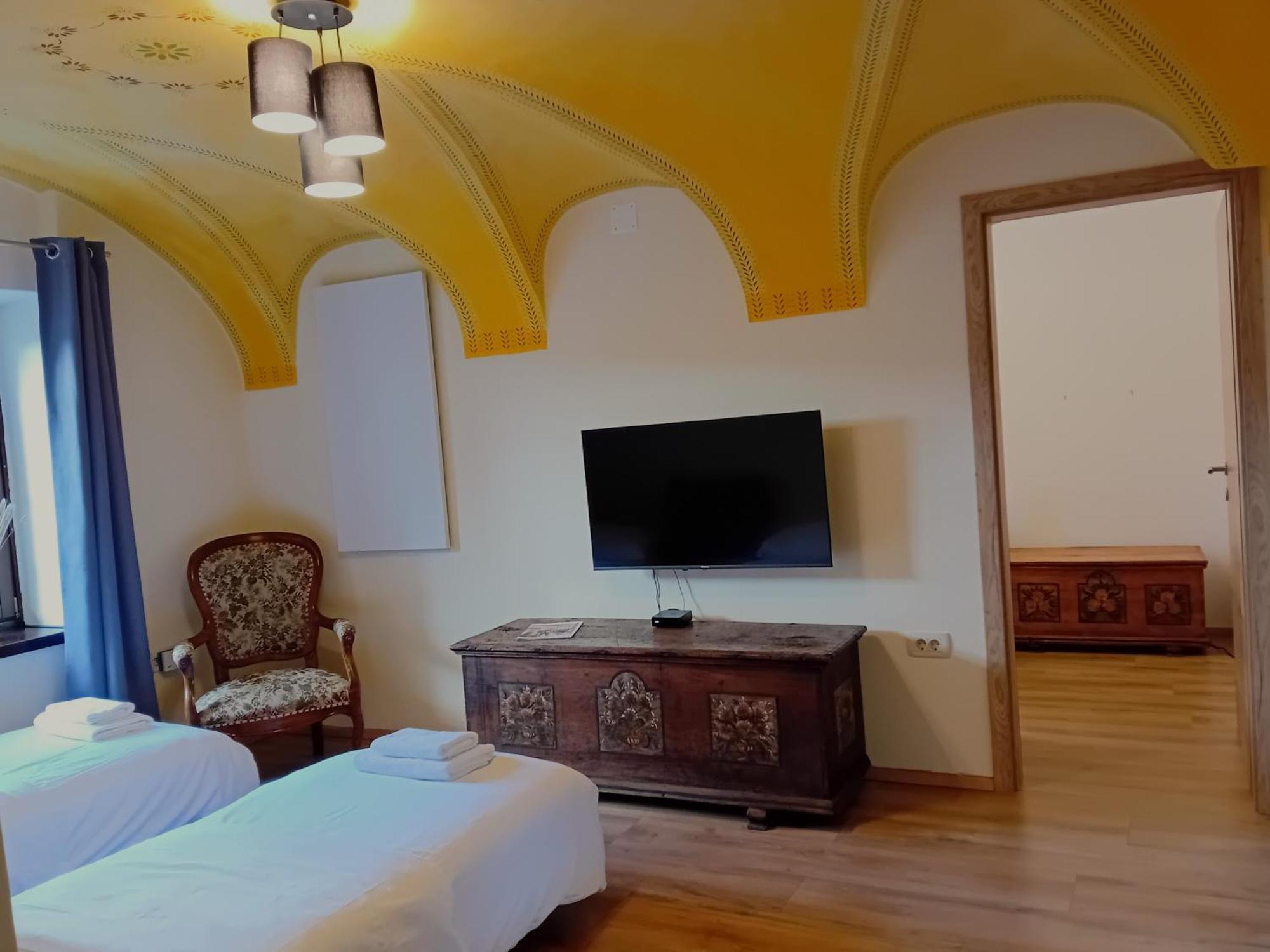 Vila Radolca Apartments & Rooms Radovljica Extérieur photo